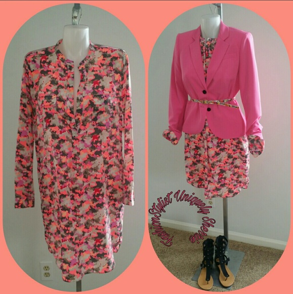 Oversize Gap Print Dress - Picture 3 of 8